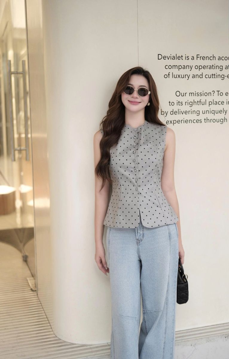 Áo linen tưng xám lạnh chấm bi đen LABAVISTA B622